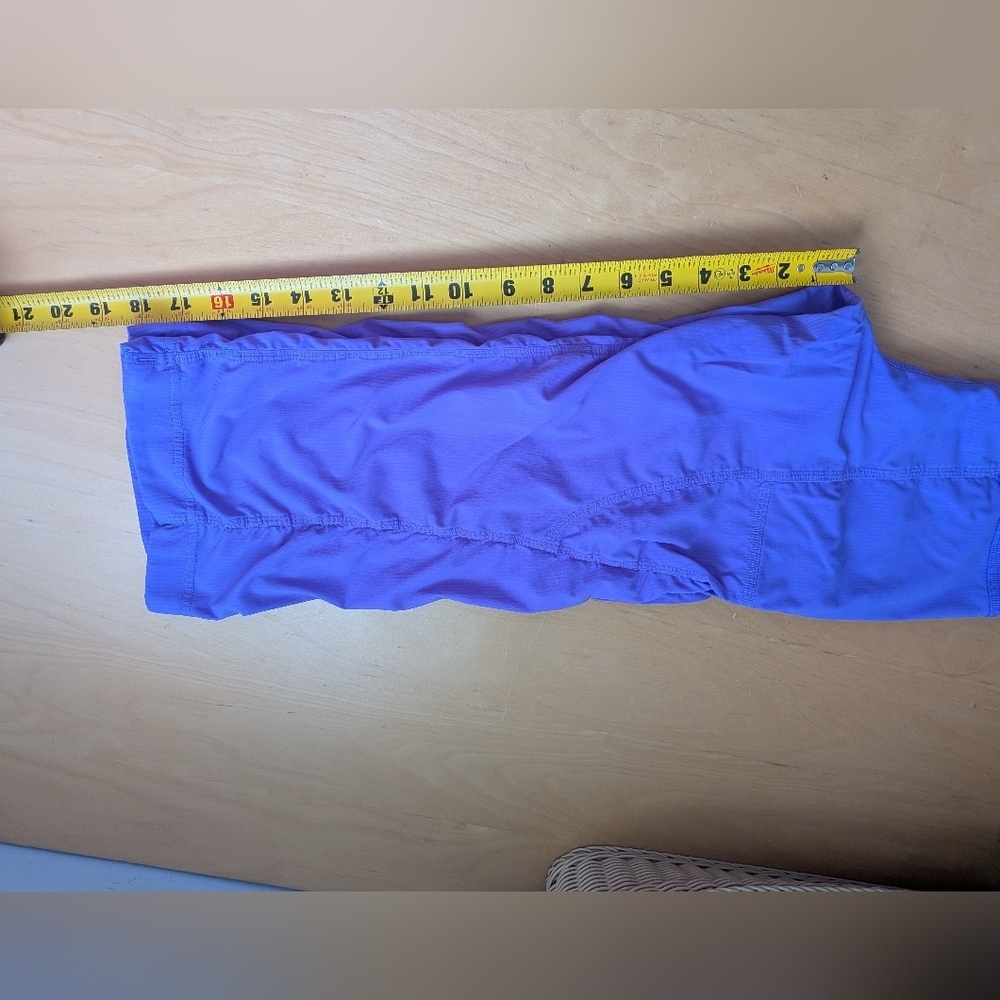 LULULEMON Dance Studio Crop Power Purple Size 2 W6601S No Liner - Picture 11 of 12